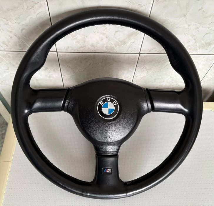 Волан БМВ Мтех 2 Нарди Торино BMW M TECHNIK Nardi Blackline E30 E34