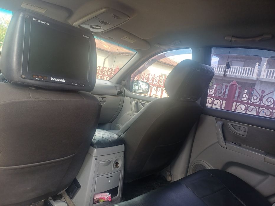 Kia sorento motor 2.5 motorina cutie manuala stare buna camera fata sp