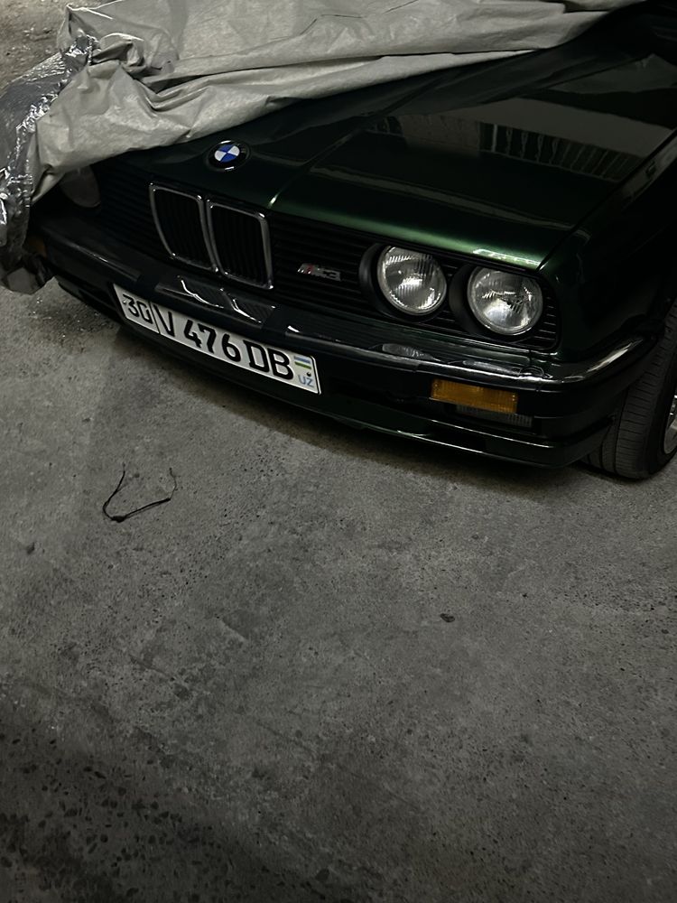 BMW e30 318i m10