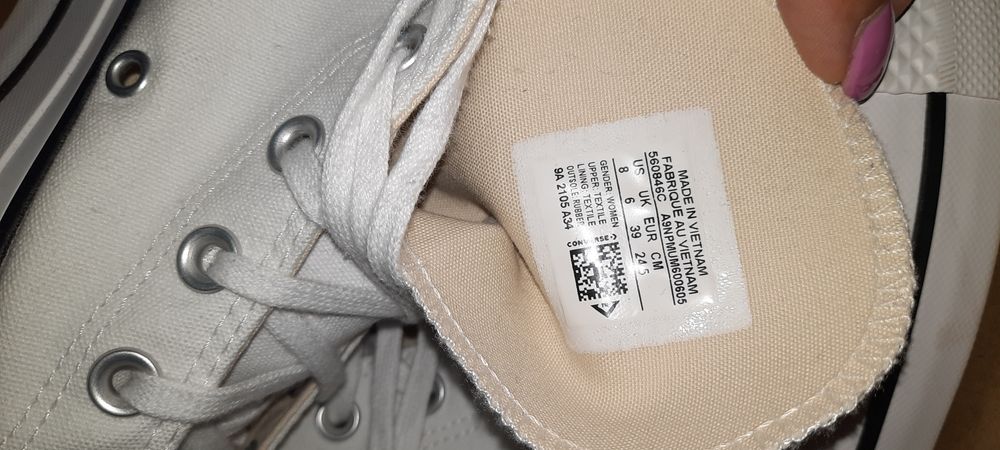Nike Air Jordan 1,  Converse N 39