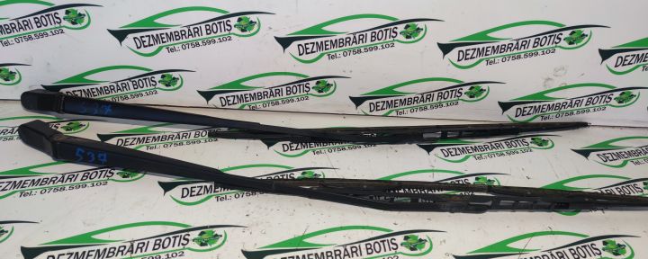 Brat stergator dreapta Dacia Logan prima generatie (facelift)