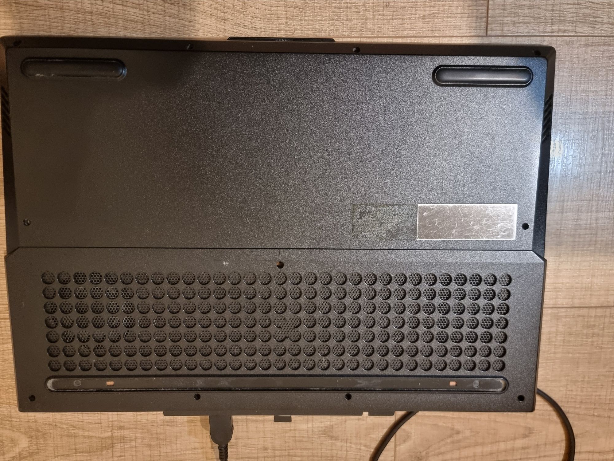 Гейминг лаптоп Lenovo legion 5 gtx 1650 ti