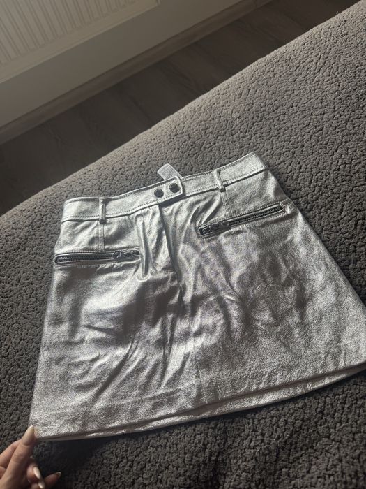 Сребърна пола Bershka