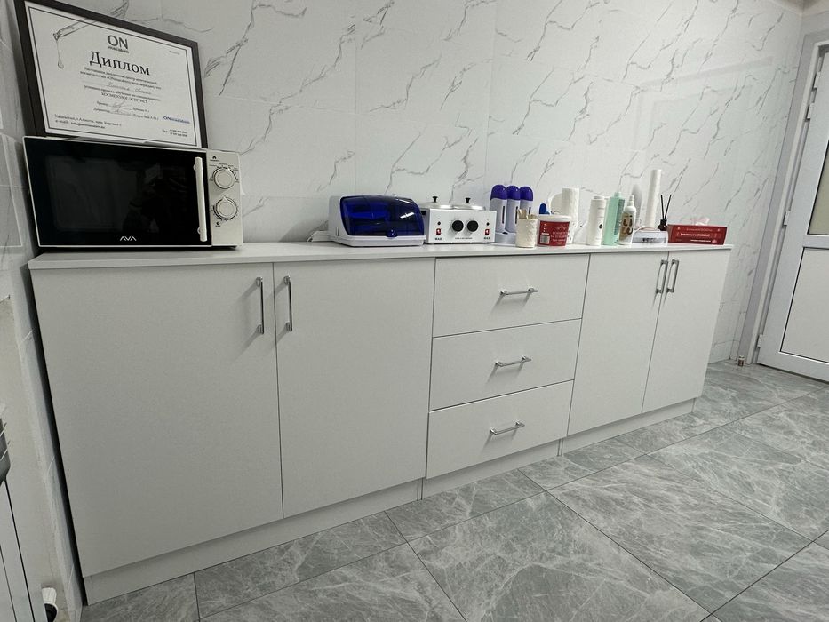 Тумба/шкаф в кабинет