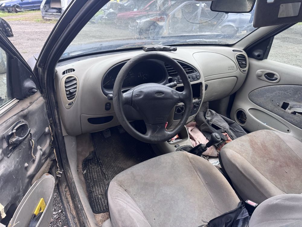 Форд Фиеста 1.4i 16v 90кс 1996г На Части