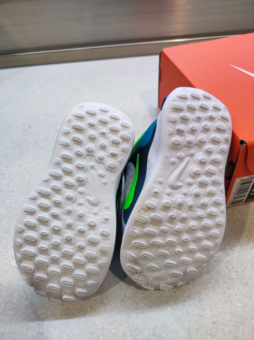 Детски маратонки Nike