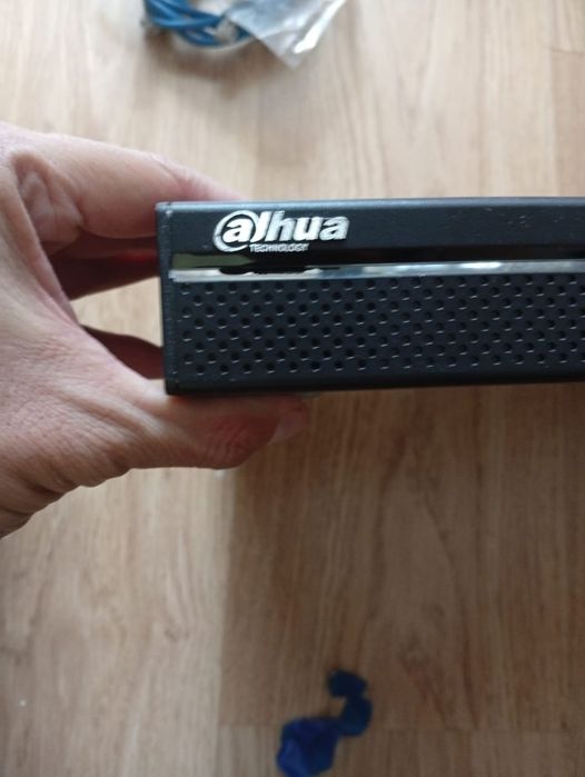 Продам видеорегистратор Dahua