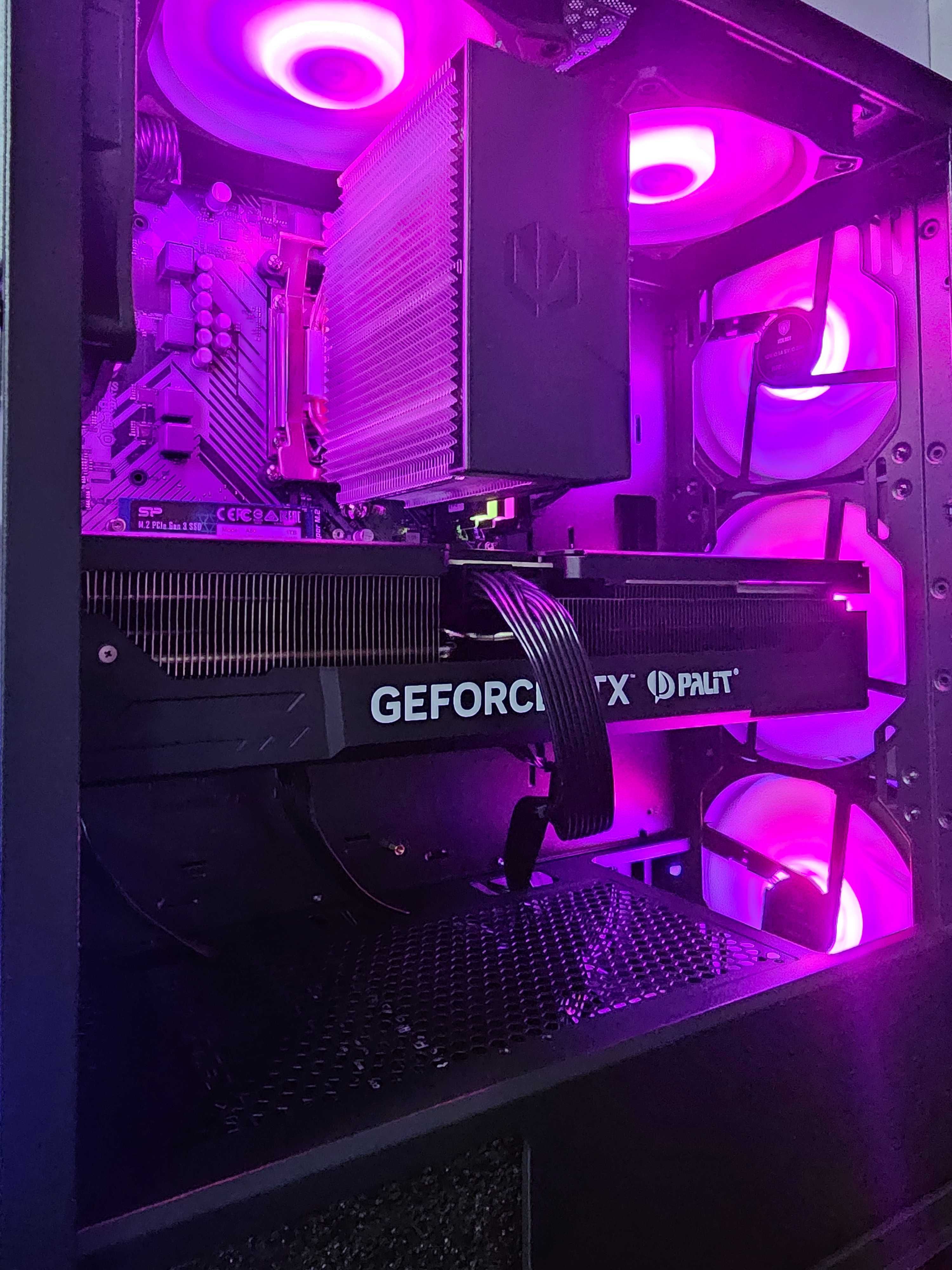 Чисто нов! RTX4080 16GB, i9-14900KF, 32 GB RAM Геймърски компютър!