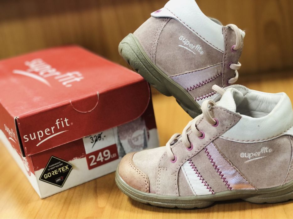 Ghete fata SUPERFIT-marimea 26-27,inte17cm,PIELE,ca GEOX,SALOMON