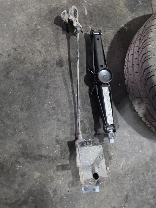 Chit roata de rezerva Mercedes Vito V class