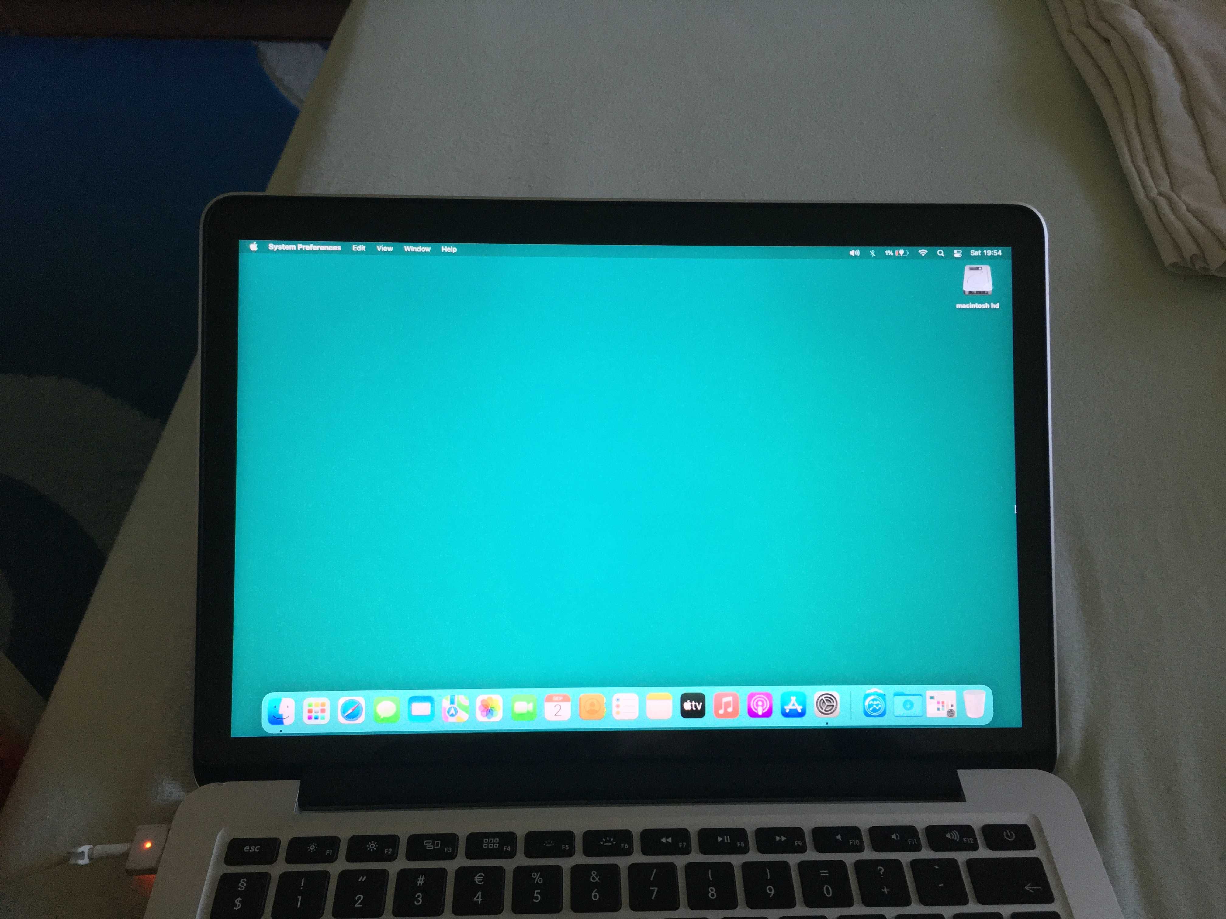 ansamblu display macbook pro 13" 2015, A1502, arata bine