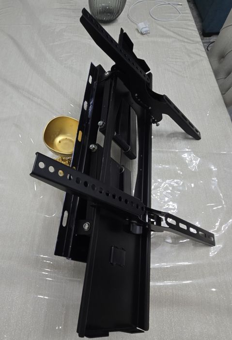 Кронштейн сотилади