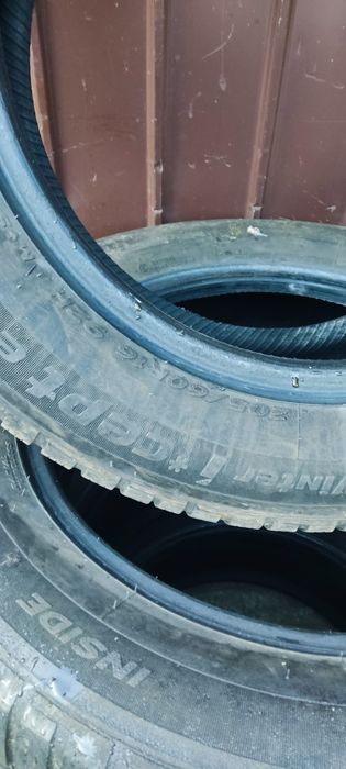 Set anvelope iarna Hankook 2021/ 205/60/16