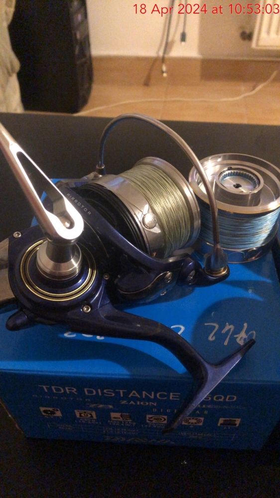 Mulinete Daiwa 19 TDR Distance 25 QD