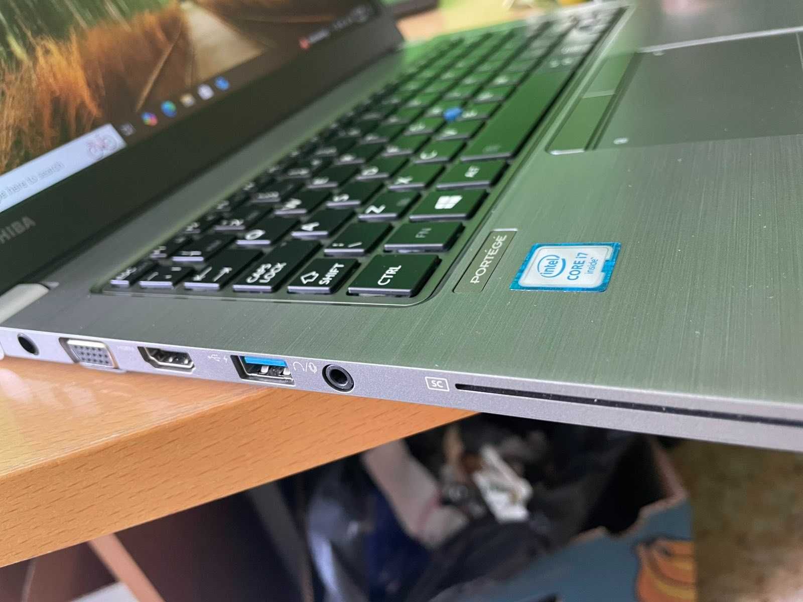 Toshiba Portege Z30 / intel core i7 - 6500u / 256GB NVMe SSD / 8GB RAM