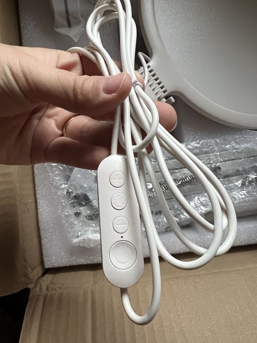 Lampa circulara Led cu suport de telefon/tableta