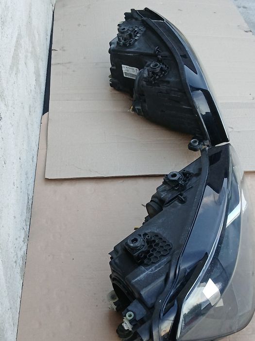 Far Faruri set Europa Vw Touran Caddy 2010 2011 2012 2013 Facelift