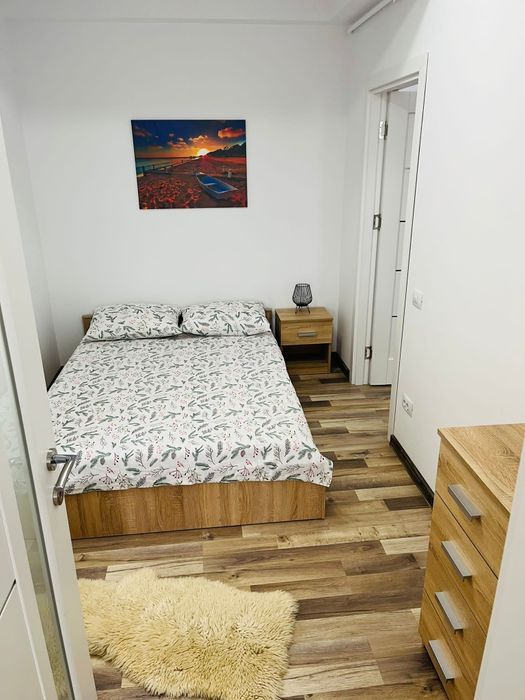 2 camere de închiriat