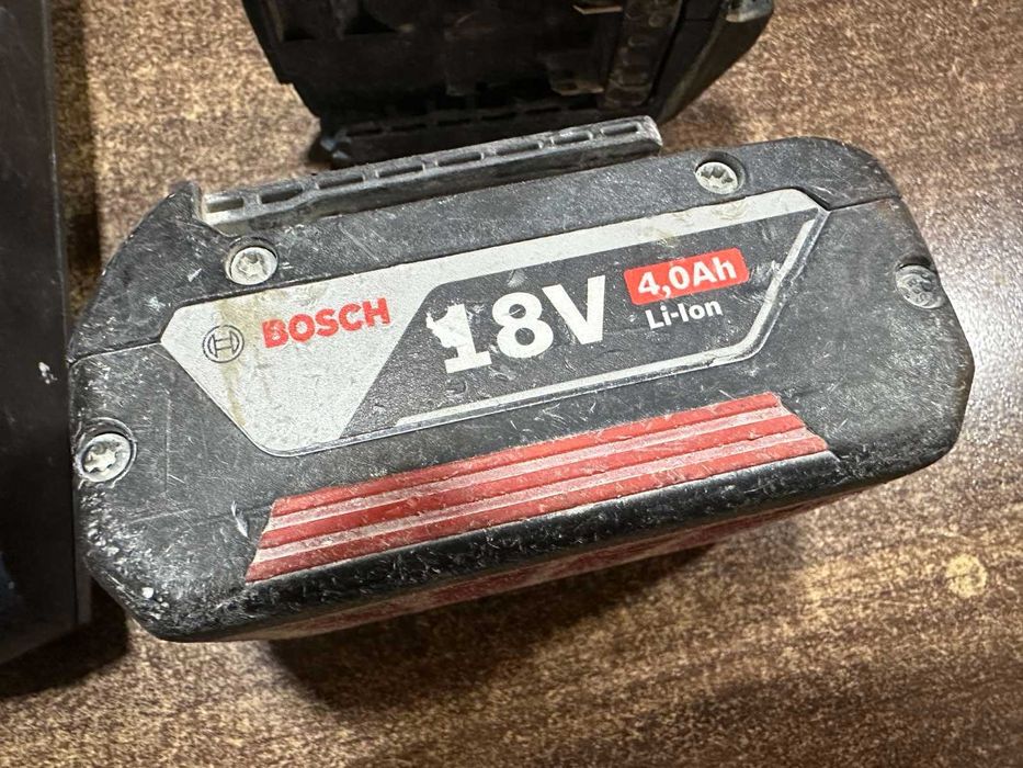Винтоверт за гипсокъртон Bosch GSR 18 V-EC TE с батерия и зарядно