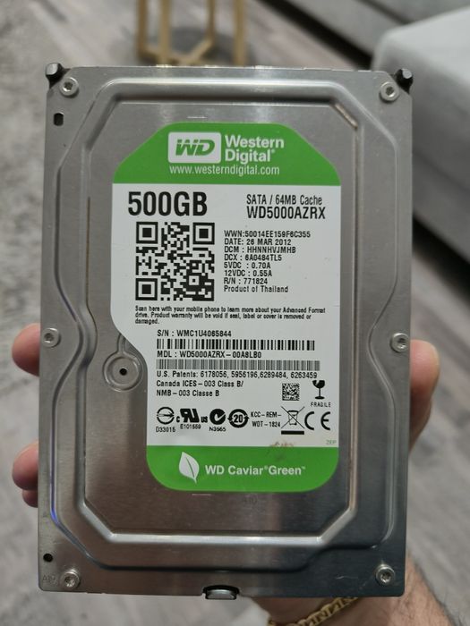 Memorii ,RAM DDR4,HDD 500gb,,DDR3,Cooler,procesor FX 4300,Masa Laptop