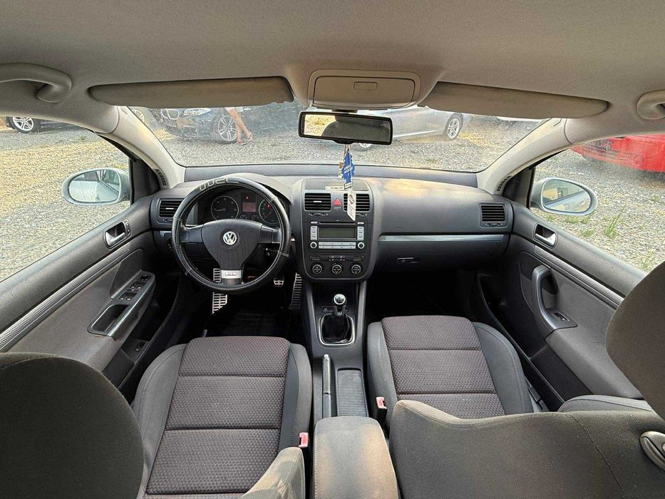 De vânzare Golf 5 Gt