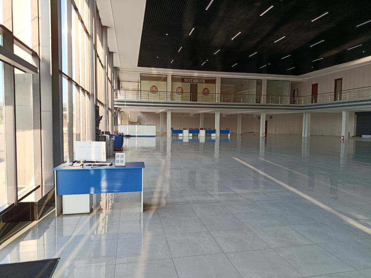 Продается Здание - Автосалон 70 соток - Кумарик бетонка