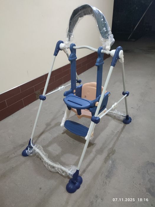 Качели для детей.