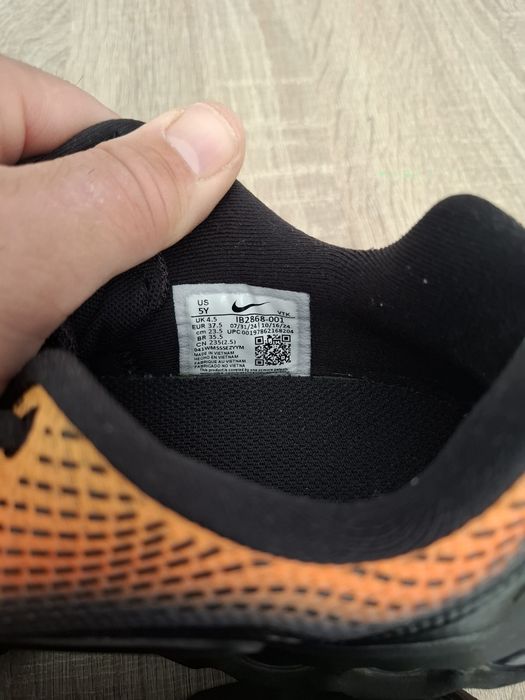 Оригинални маратонки Nike Air maxDN 37.5/Air max 270