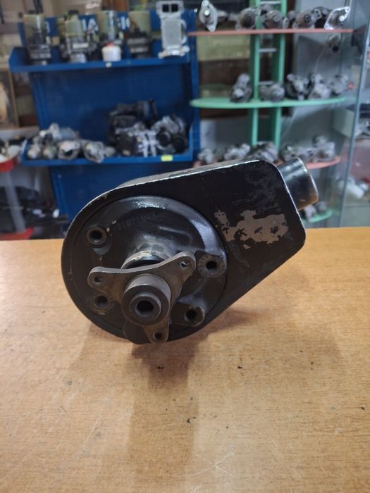 Pompă servo direcție Renault Megane 1  Clio 1  1.6 Benzina 1996-2000