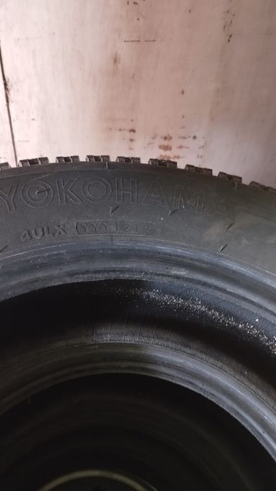 Два комплекта зимней резины