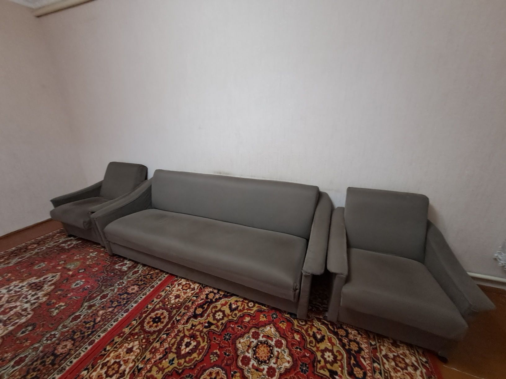 Продаеться Диван кресла