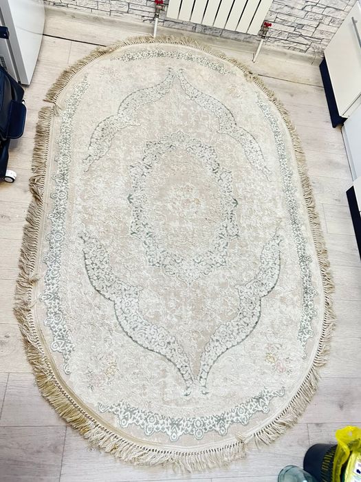 Продам коврик после стирки  так как купили новый светлый