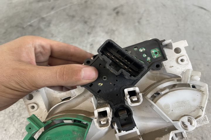 Comanda clima AC climatronic N100920K Dacia Logan prima generatie