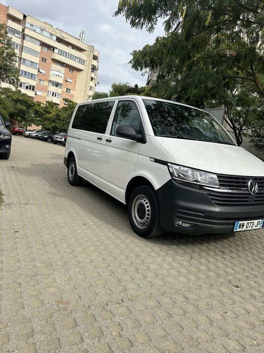 Volkswagen Transporter T6 9 locuri Cutie Automata4x4
