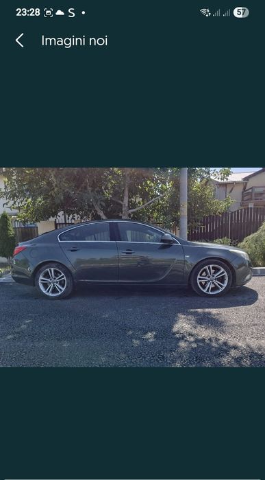 Vând Opel Insignia
