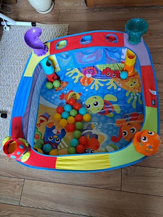 Гимнастика - басейн с топки Playgro
