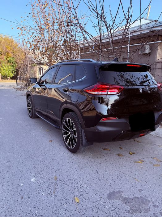 Продается автомобиль Tracker 2 Premier Plus