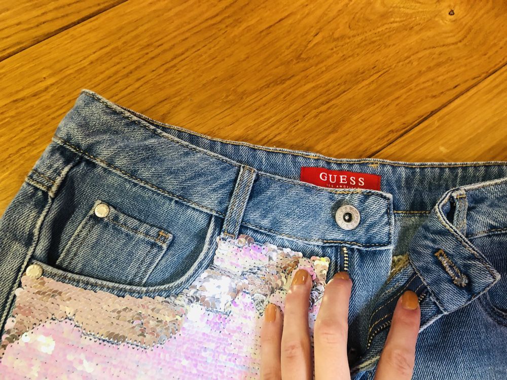 Къси дънки Guess, Levi’s