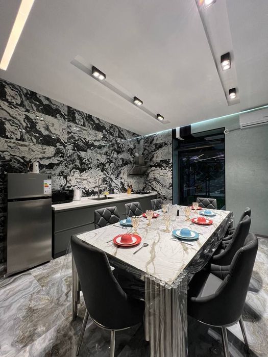 Дача с зимним бассейном и компьютером