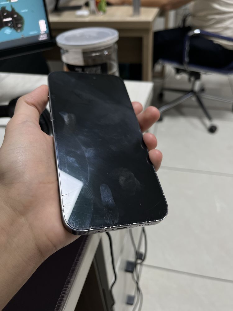 Iphone 14  pro max sotiladi