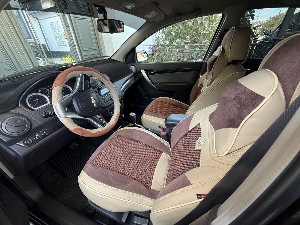 Срочно продаю нексия 3 автомат