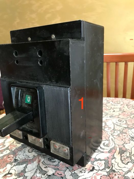 Автоматичен прекъсвач,контактори