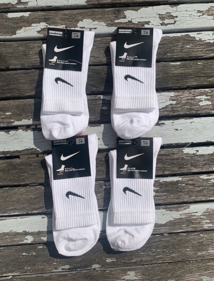 Set 6 perechi Șosete Nike la DOAR 49 LEI