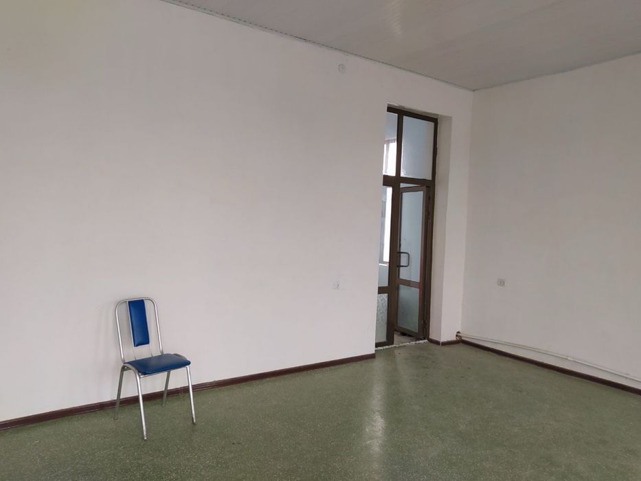 Продаеться офис 1000м2