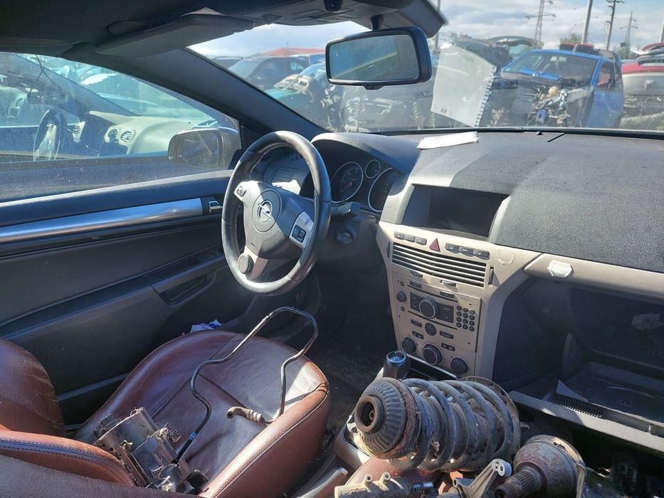 Dezmembram Opel Astra Cabrio, 2.0 Diesel, an 2007