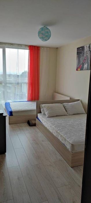 Тристаен, под наем, кв. Сарафово