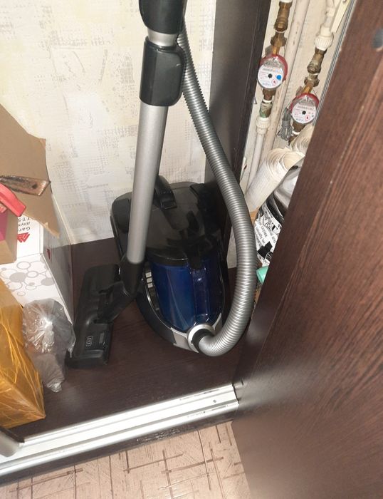 Продам пылесос б/у