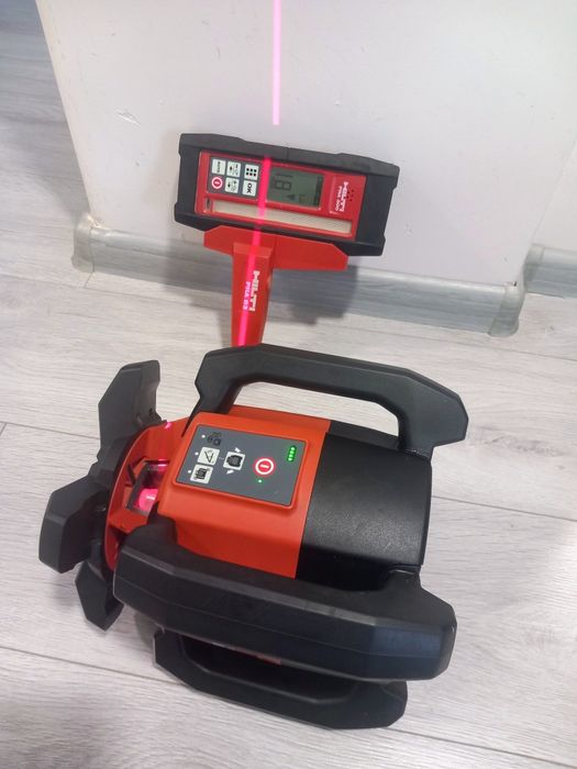 Ротационен лазерен нивелир Hilti PR 30-HVS A12