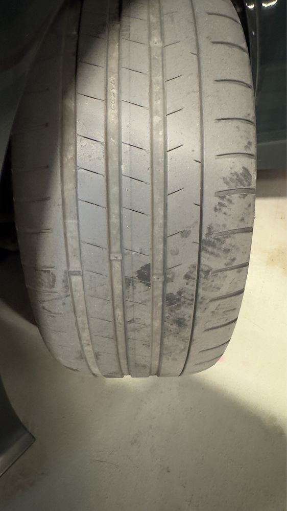 Set 4 Anv Kumho 275/30 R21 Vara