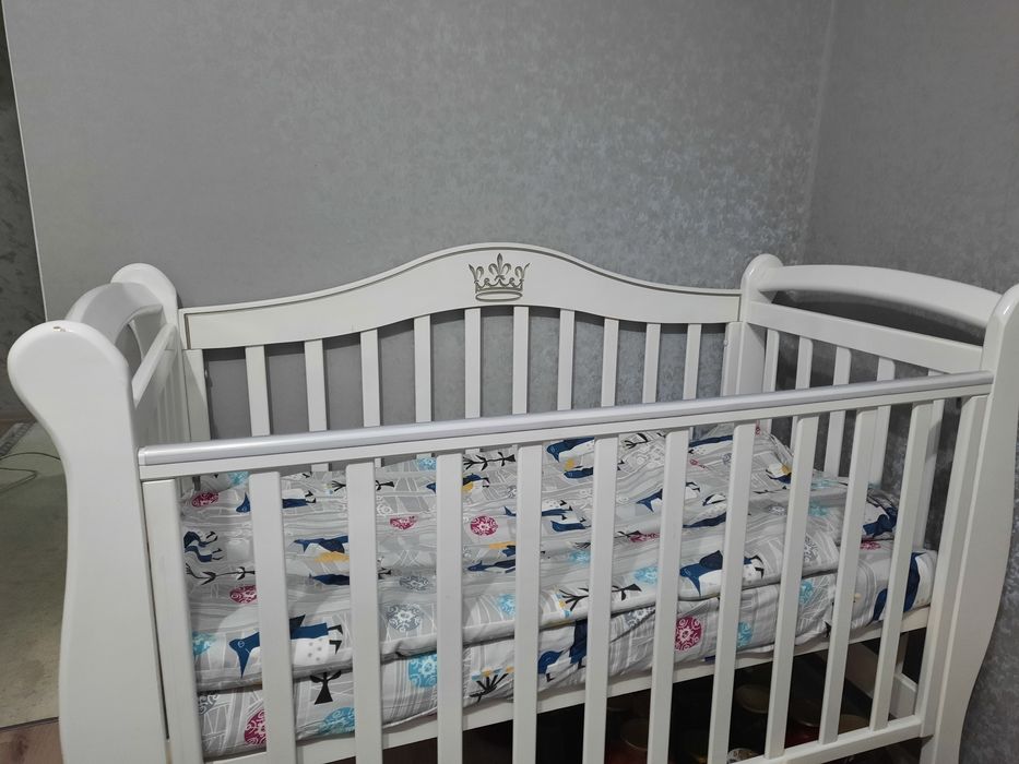 Кроватка детская